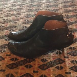 CYDWOQ Skate Kitten Heels 40